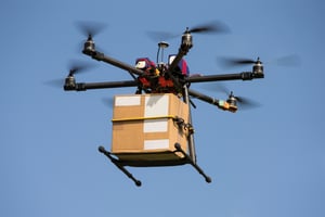 Drones v. Дроны (беспилотные аппараты) в ДЧЛ. Квадрокоптер с грузом. Квадрокоптер для перевозки грузов. Большой квадрокоптер с грузом.